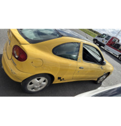 Vitre avant gauche RENAULT MEGANE 1