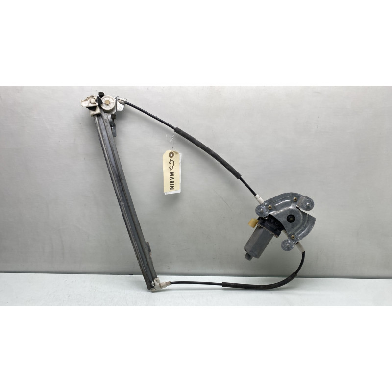 Leve vitre electrique avant droit RENAULT MEGANE 1 Photo n°1