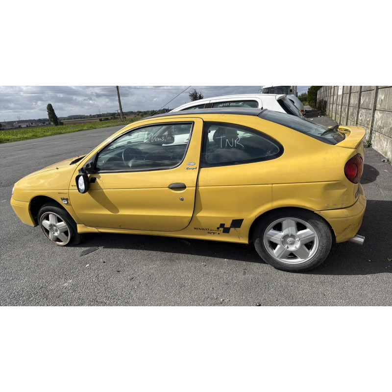 Pare soleil droit RENAULT MEGANE 1 Photo n°9