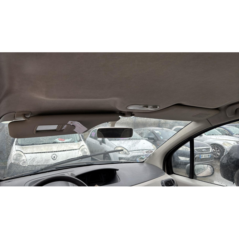 Attache ceinture avant droit RENAULT MODUS Photo n°4