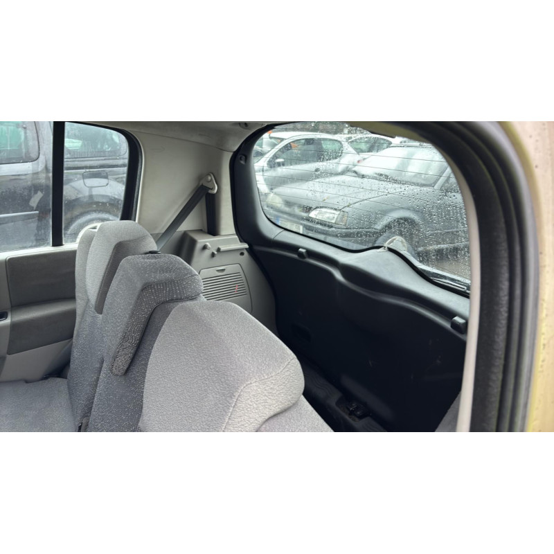 Attache ceinture avant droit RENAULT MODUS Photo n°12