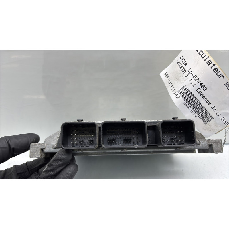 Calculateur moteur DACIA SANDERO 1 Photo n°3