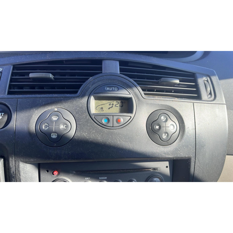 Custode avant droit (porte) RENAULT SCENIC 2 Photo n°10