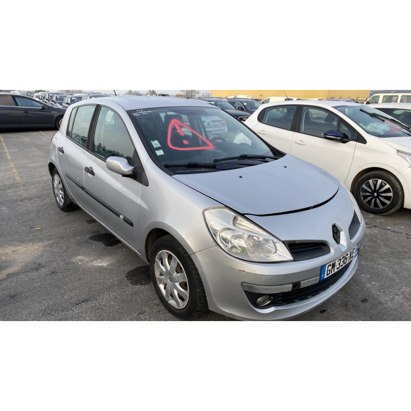 Boitier UCH RENAULT CLIO 3 Photo n°7