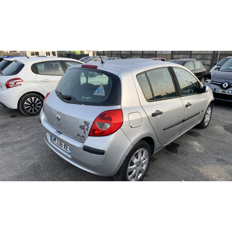 Boitier UCH RENAULT CLIO 3 Photo n°8