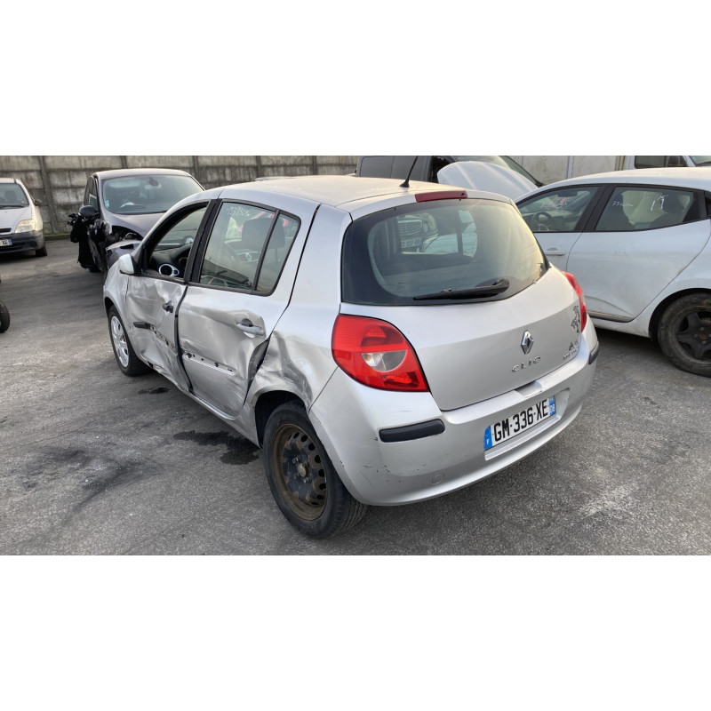 Boitier UCH RENAULT CLIO 3 Photo n°9