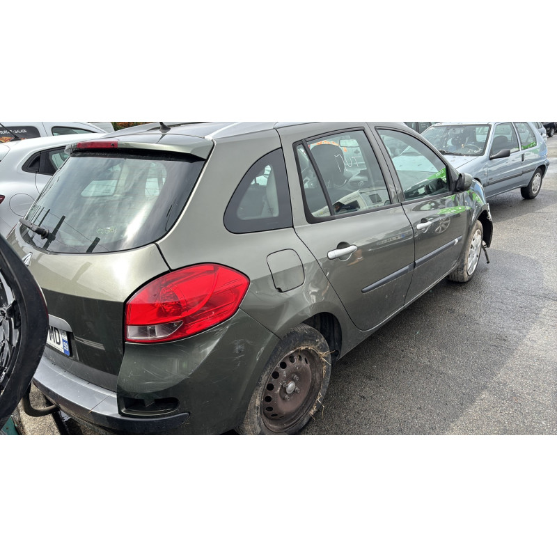 Aile avant gauche RENAULT CLIO 3 Photo n°7