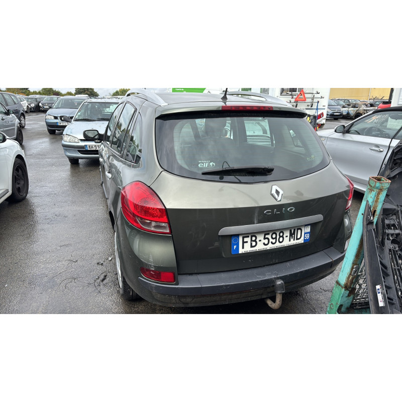 Aile avant gauche RENAULT CLIO 3 Photo n°9