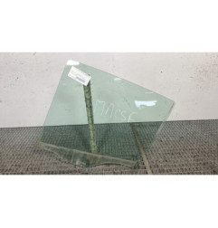 Vitre arriere gauche RENAULT CLIO 3 Photo n°1