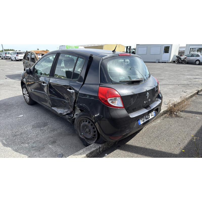 Boitier UCH RENAULT CLIO 3 Photo n°8