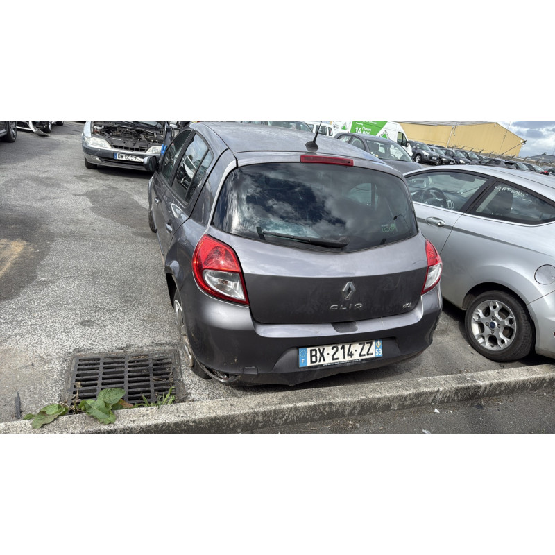 Moteur RENAULT CLIO 3 Photo n°9