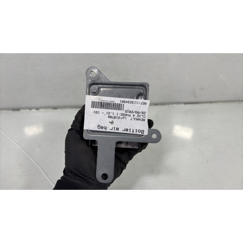 Boitier air bag RENAULT CLIO 4 Photo n°3