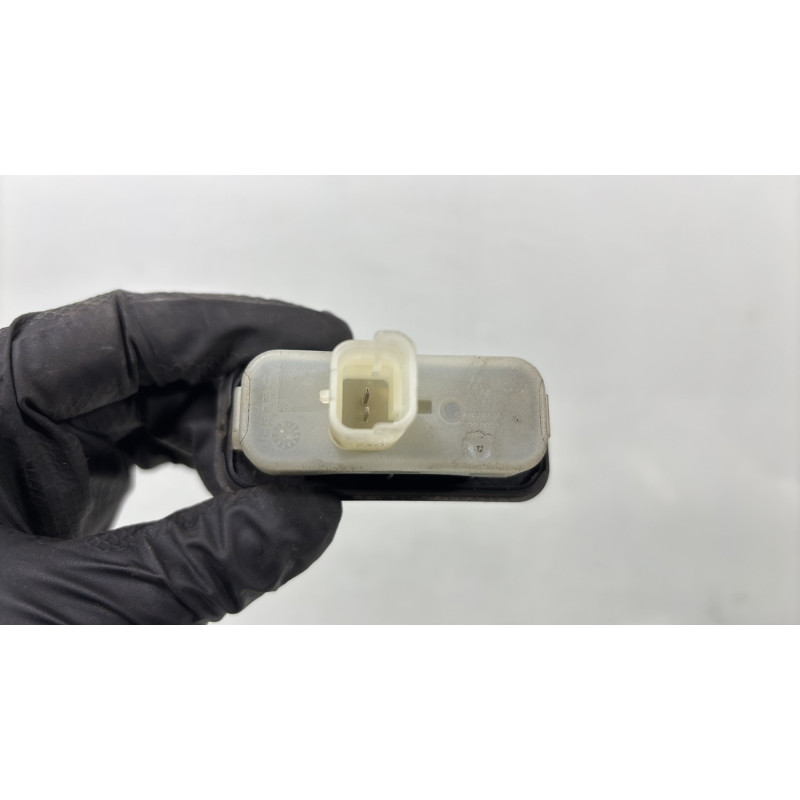 Bouton de coffre RENAULT CLIO 4 Photo n°3