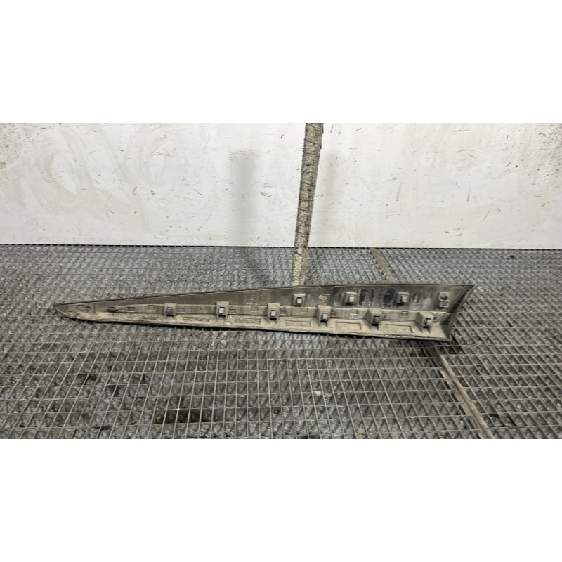 Baguette de porte avant droite RENAULT CLIO 4 Photo n°4