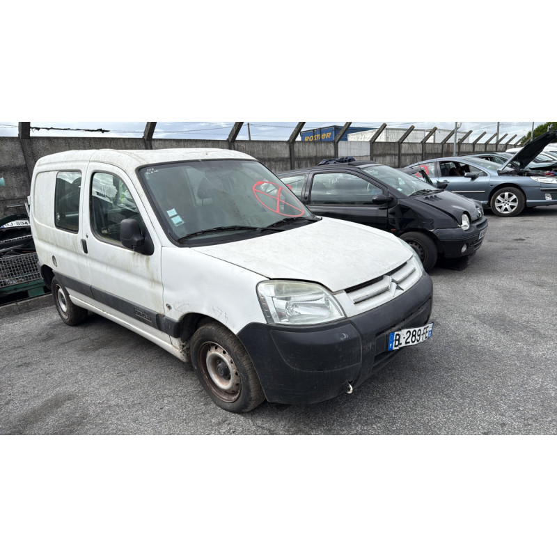 Feu arriere stop central CITROEN BERLINGO 1 Photo n°5