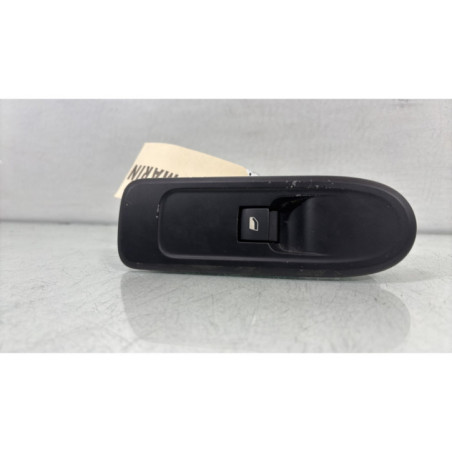 Interrupteur de leve vitre avant droit PEUGEOT 508 1