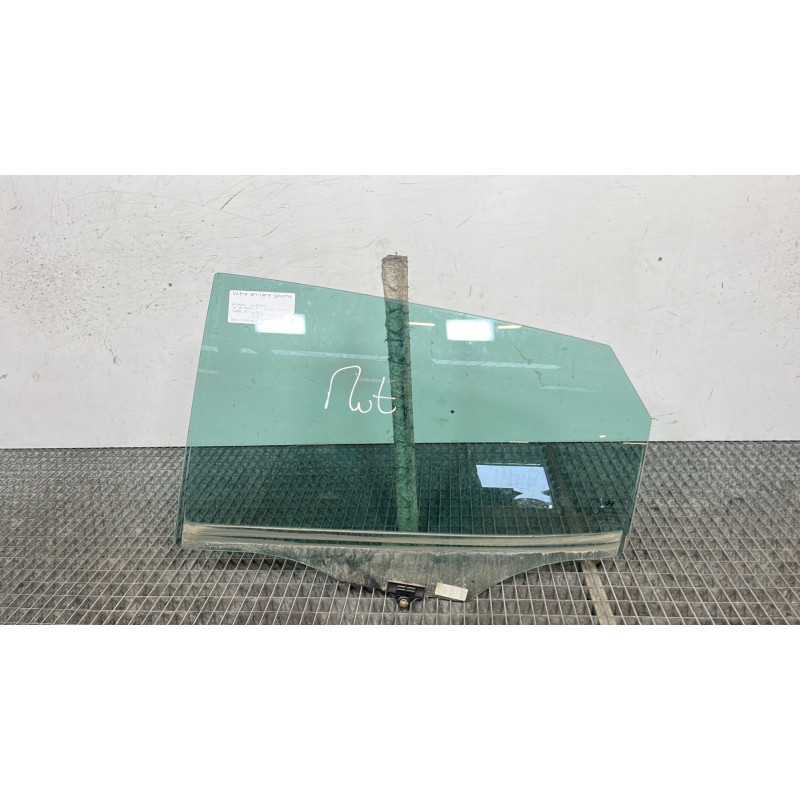 Vitre arriere gauche HYUNDAI IX 35 Photo n°1