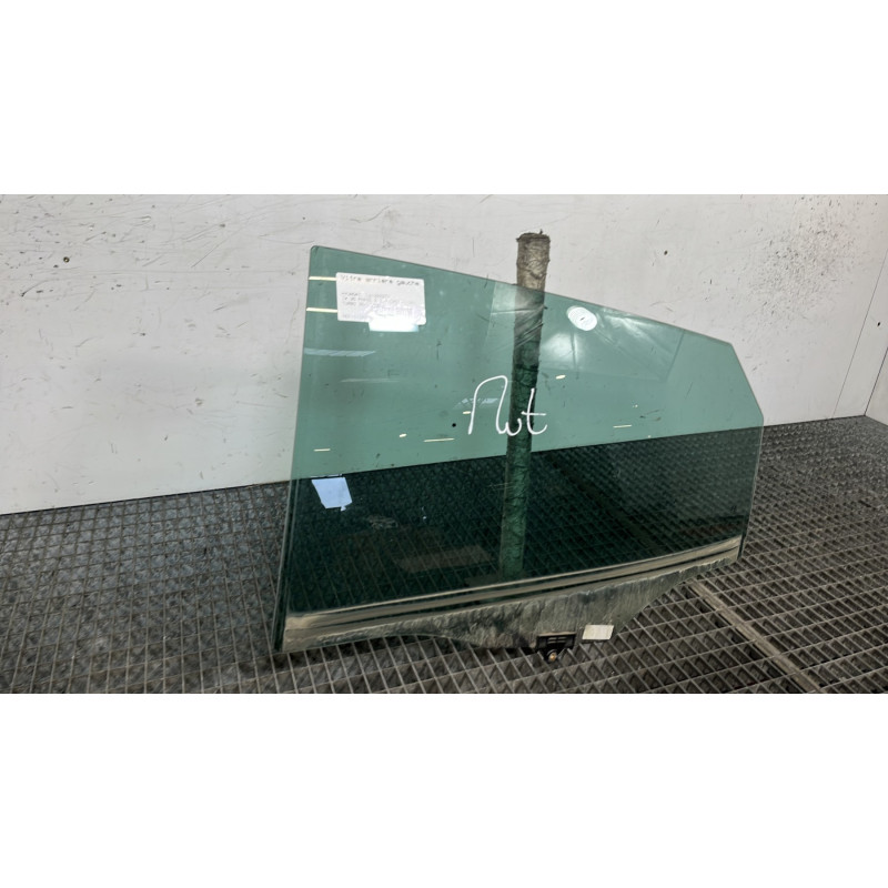 Vitre arriere gauche HYUNDAI IX 35 Photo n°2