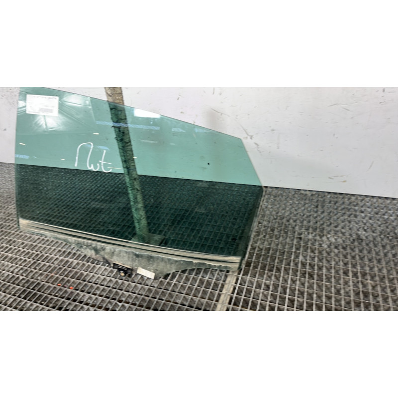 Vitre arriere gauche HYUNDAI IX 35 Photo n°3