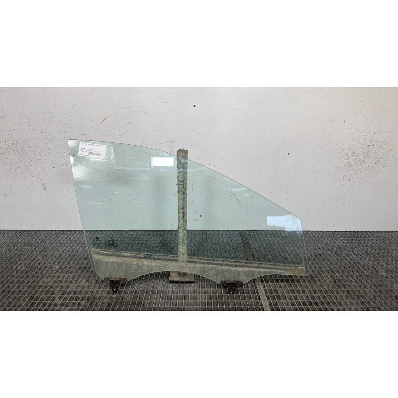 Vitre avant droit HYUNDAI IX 35 Photo n°1