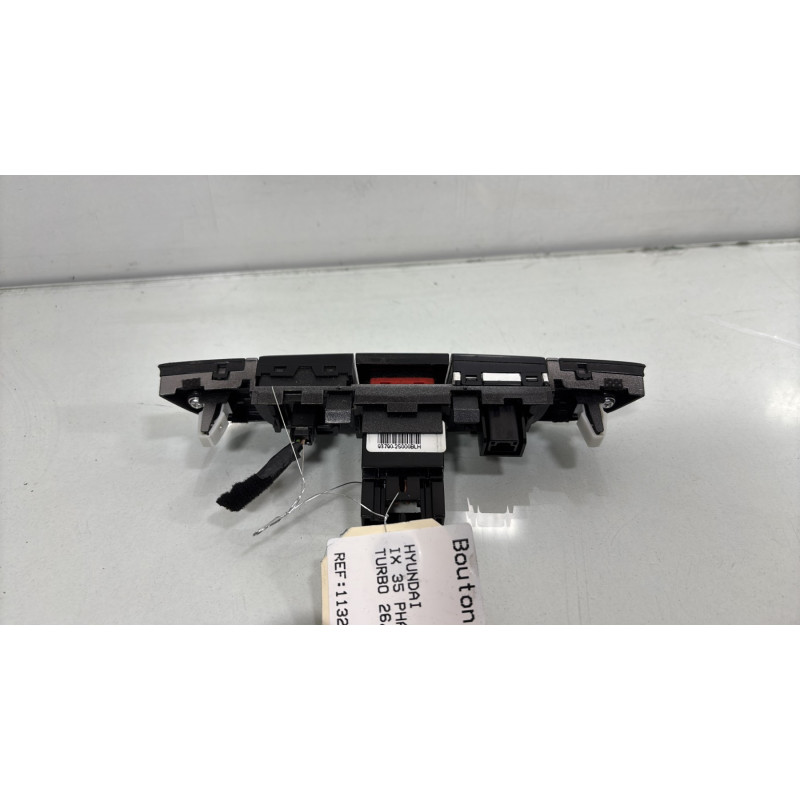 Bouton de warning HYUNDAI IX 35 Photo n°5