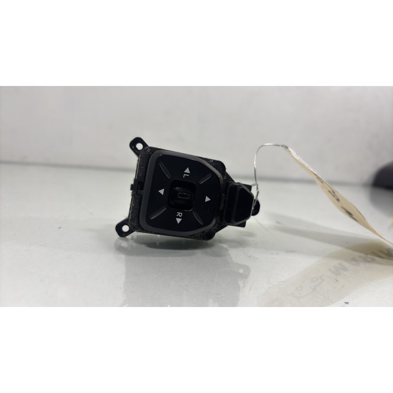 Commande retroviseurs HYUNDAI IX 35 Photo n°2
