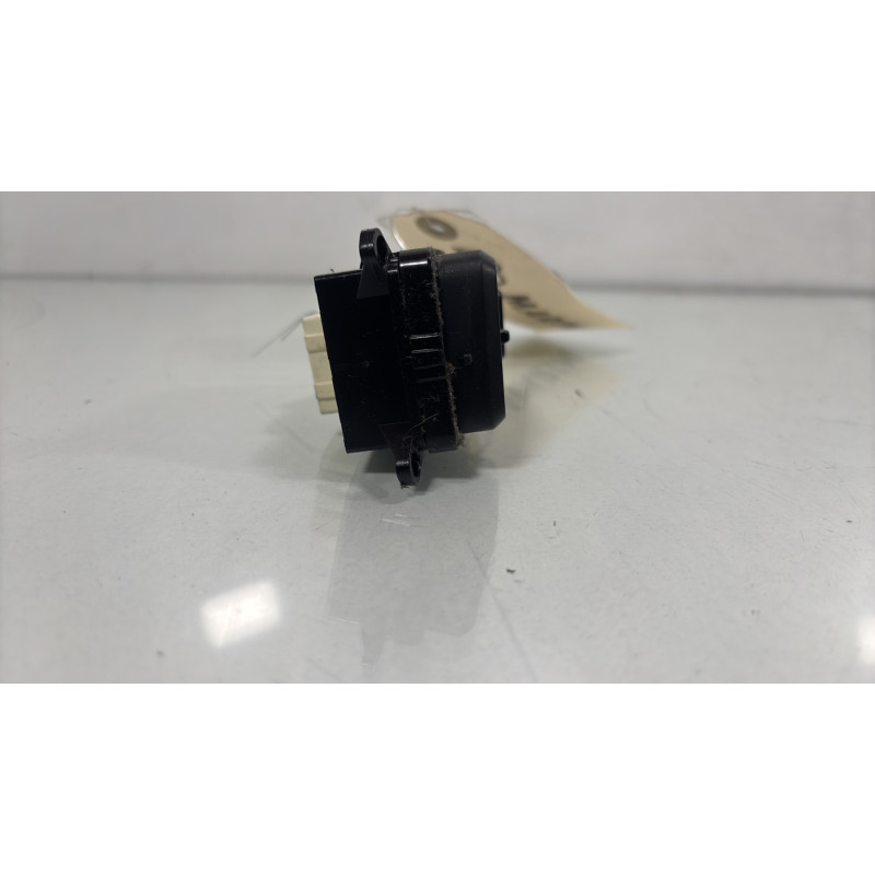 Commande retroviseurs HYUNDAI IX 35 Photo n°3