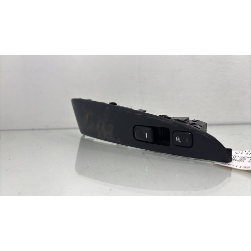 Interrupteur de leve vitre arriere gauche HYUNDAI IX 35 Photo n°3