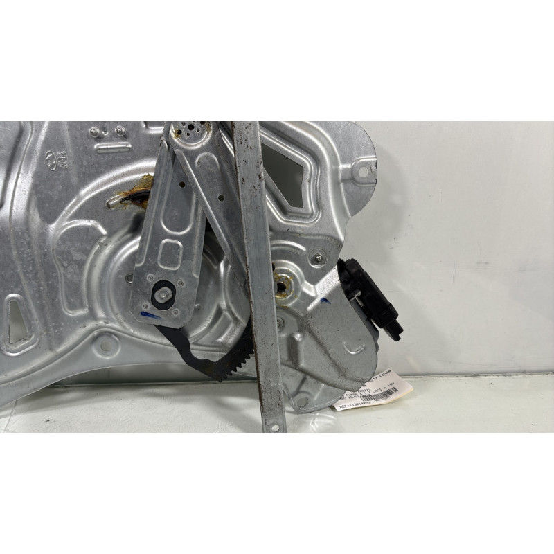 Leve vitre electrique avant gauche HYUNDAI IX 35 Photo n°8