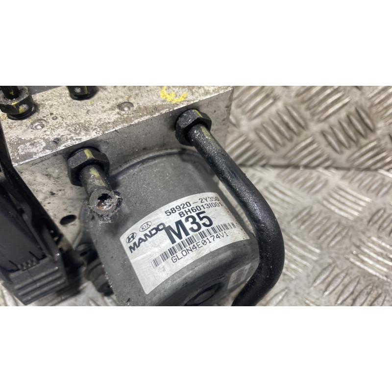 Bloc ABS (freins anti-blocage) HYUNDAI IX 35 Photo n°3