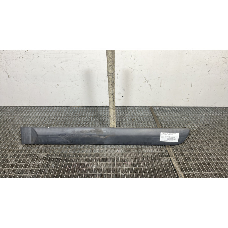 Baguette de porte arriere gauche  DACIA LOGAN MCV 1 Photo n°1