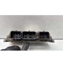 Calculateur moteur PEUGEOT 1007