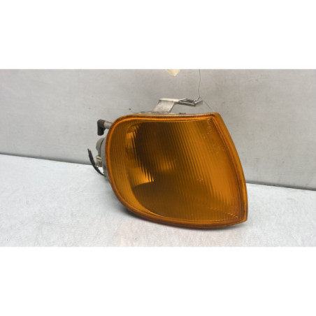 Optique avant secondaire droit (feux)(clignotant) VOLKSWAGEN POLO 3 Photo n°1