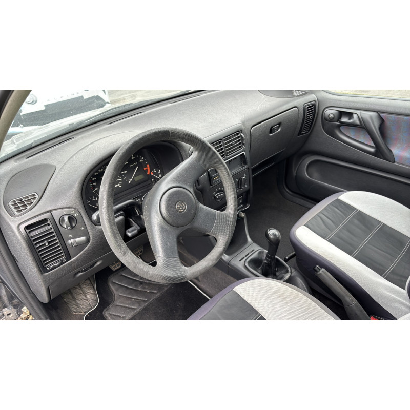 Optique avant secondaire droit (feux)(clignotant) VOLKSWAGEN POLO 3 Photo n°15