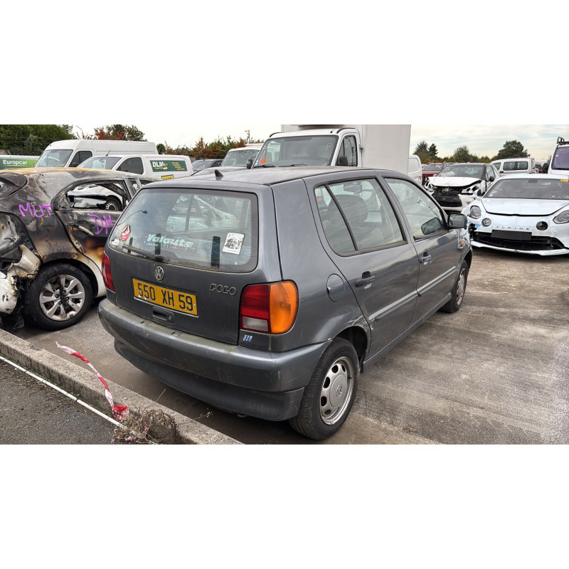 Moteur essuie glace avant VOLKSWAGEN POLO 3 Photo n°8