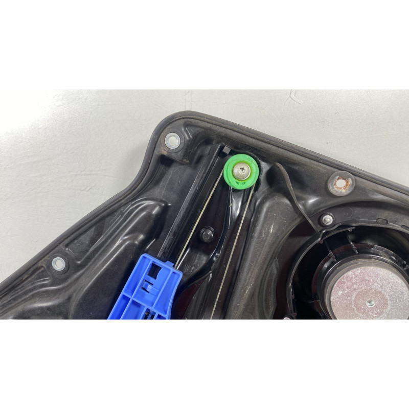 Leve vitre electrique arriere gauche VOLKSWAGEN TIGUAN 1 Photo n°5