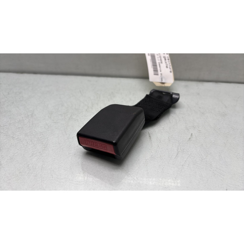 Attache ceinture arriere gauche CITROEN SAXO Photo n°1