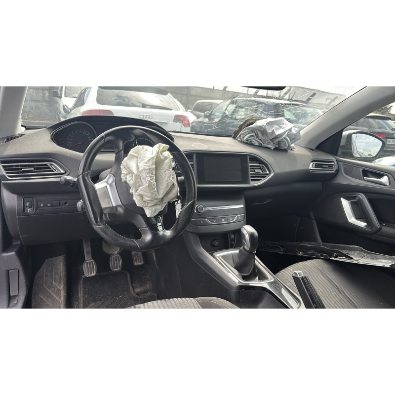 Attache ceinture arriere gauche PEUGEOT 308 2 Photo n°20