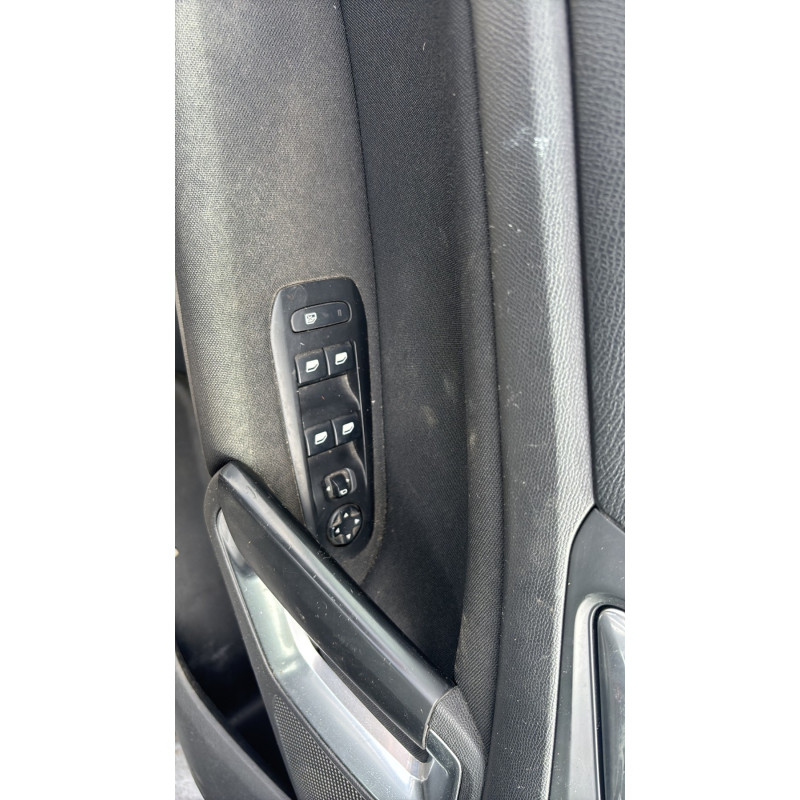 Ceinture arriere droit PEUGEOT 308 2 Photo n°17