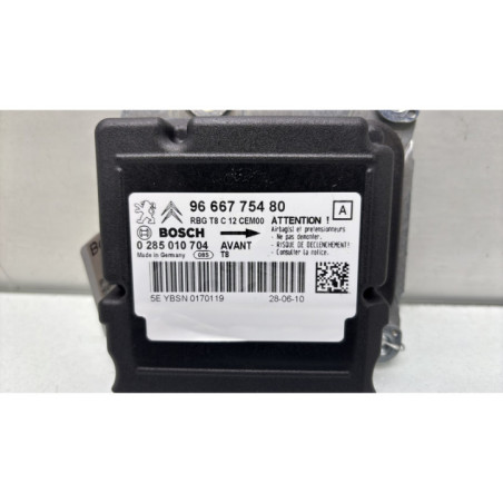 Boitier air bag PEUGEOT 5008 1