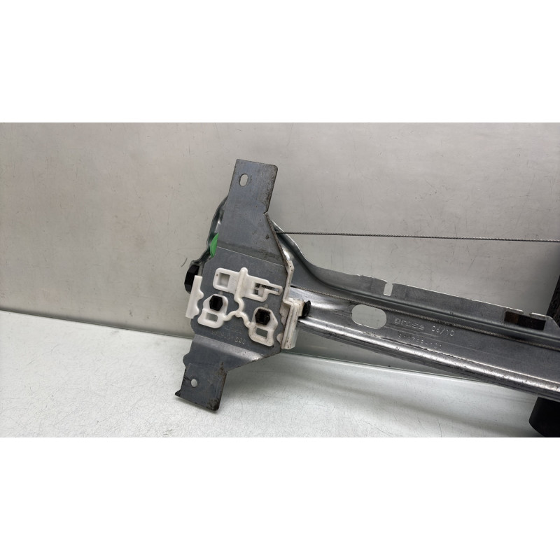 Leve vitre electrique arriere droit PEUGEOT 5008 1 Photo n°2