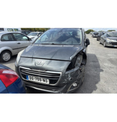 Attache ceinture avant gauche PEUGEOT 5008 1