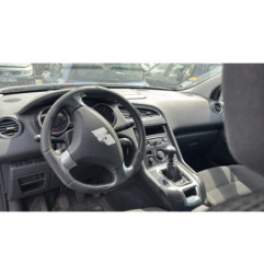 Attache ceinture avant gauche PEUGEOT 5008 1