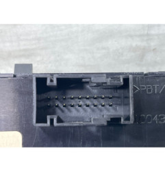 Bouton de warning PEUGEOT 5008 1