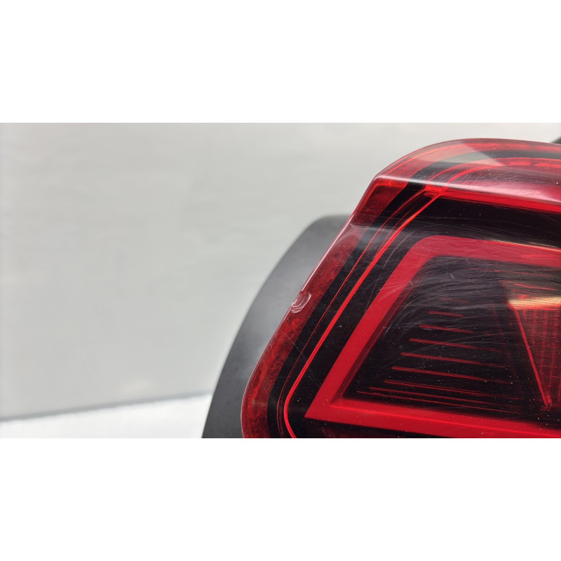 Feu arriere principal droit (feux) VOLKSWAGEN POLO 6 Photo n°4