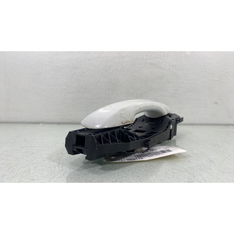 Poignee porte arriere gauche VOLKSWAGEN POLO 6 Photo n°2