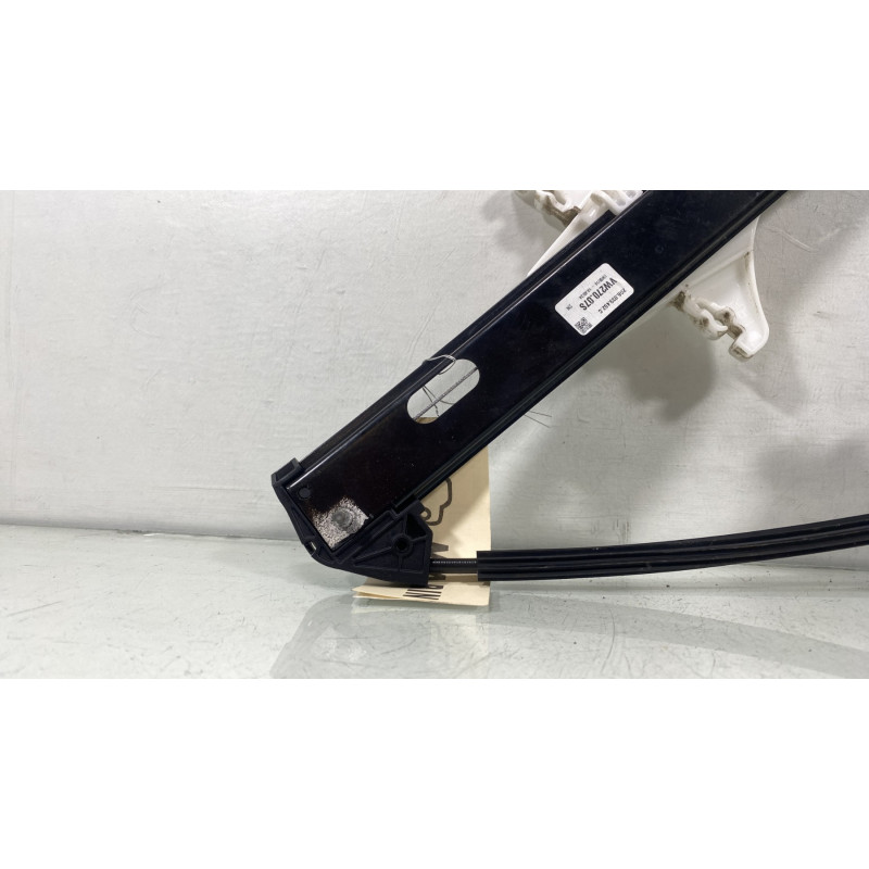 Leve vitre electrique arriere droit VOLKSWAGEN POLO 6 Photo n°3