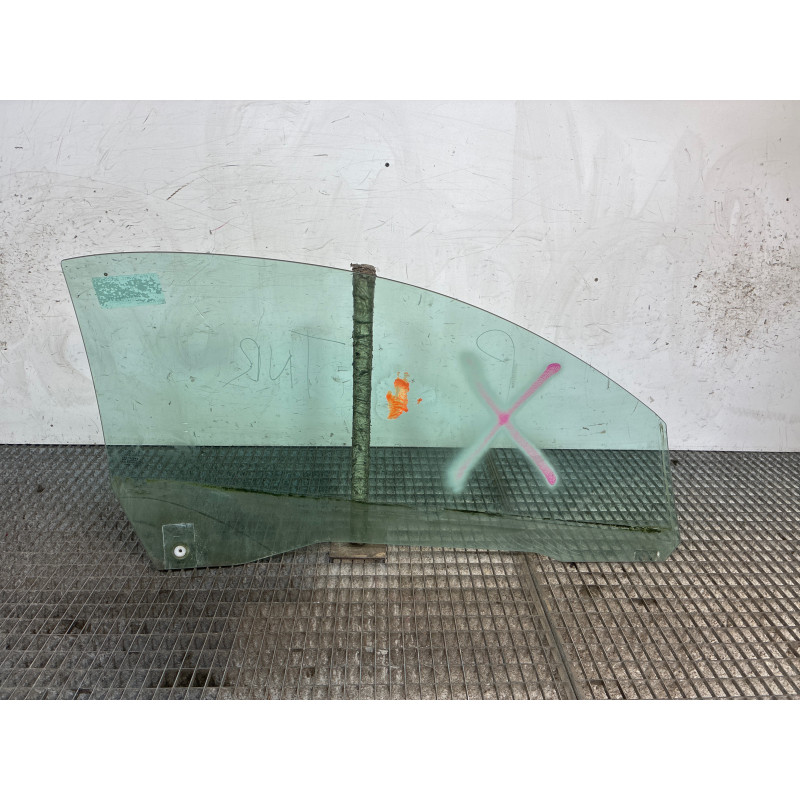 Vitre avant gauche PEUGEOT 206 Photo n°4