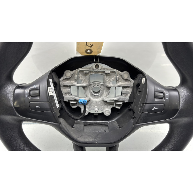 Volant PEUGEOT 208 1 Photo n°7