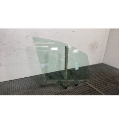 Vitre avant droit PEUGEOT 208 1